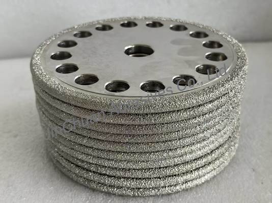 High-Performance Vacuum Brazed Diamond Wheels voor gietijzer slijpen met D40/45 Grit aanpasbare vorm en lange levensduur